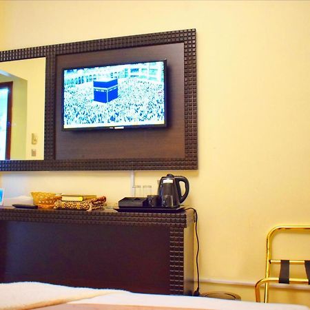 Con Code Al Nazeel Hotel Medina Eksteriør billede